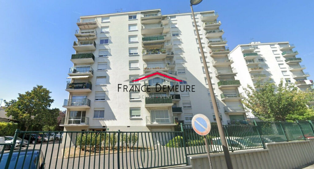 Appartement 2 pièces à vendre – Le Bourget (93350), 49.84m²