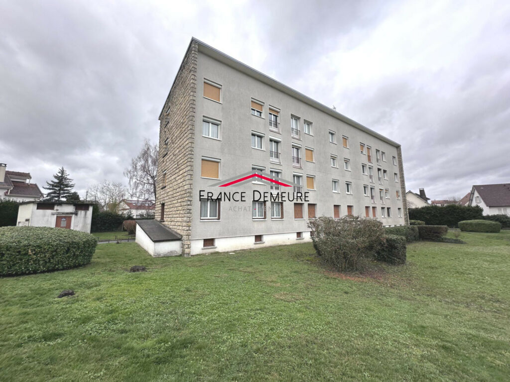 Appartement 3 pièces à vendre – Le Plessis-Bouchard (95130), 57.69m²