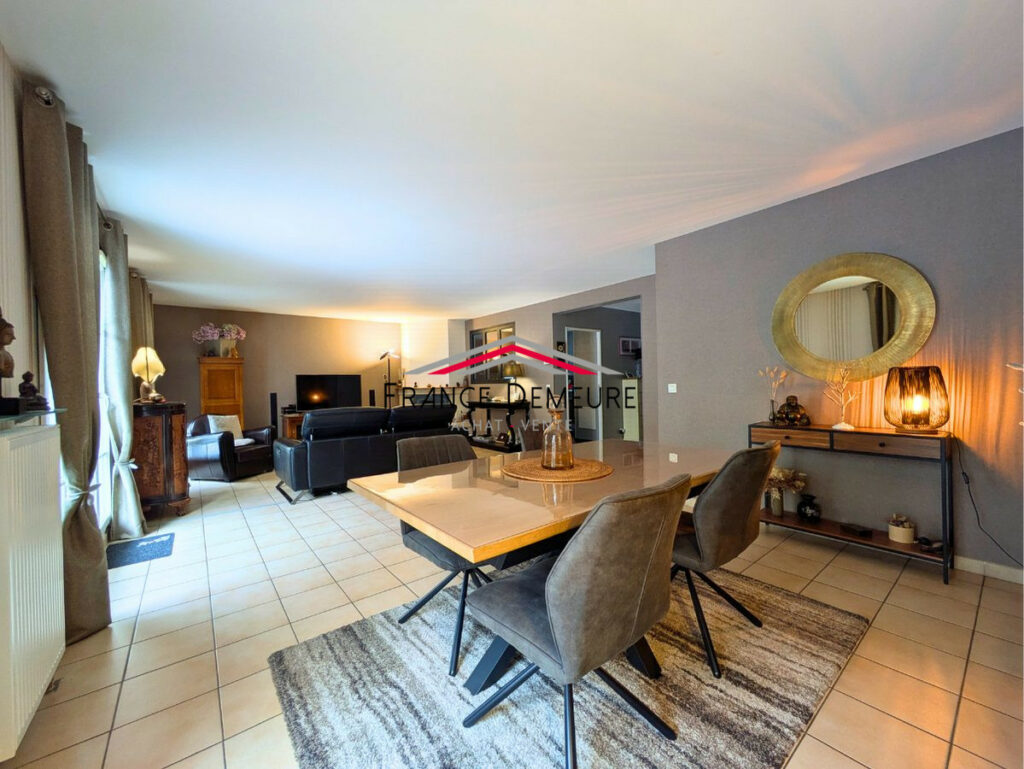 Maison 6 pièces à vendre – Le Plessis-Bouchard (95130), 130m²