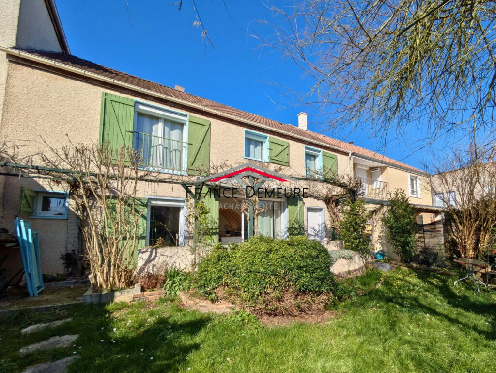 Maison 6 pièces à vendre – Jouy-le-Moutier (95280), 112m²