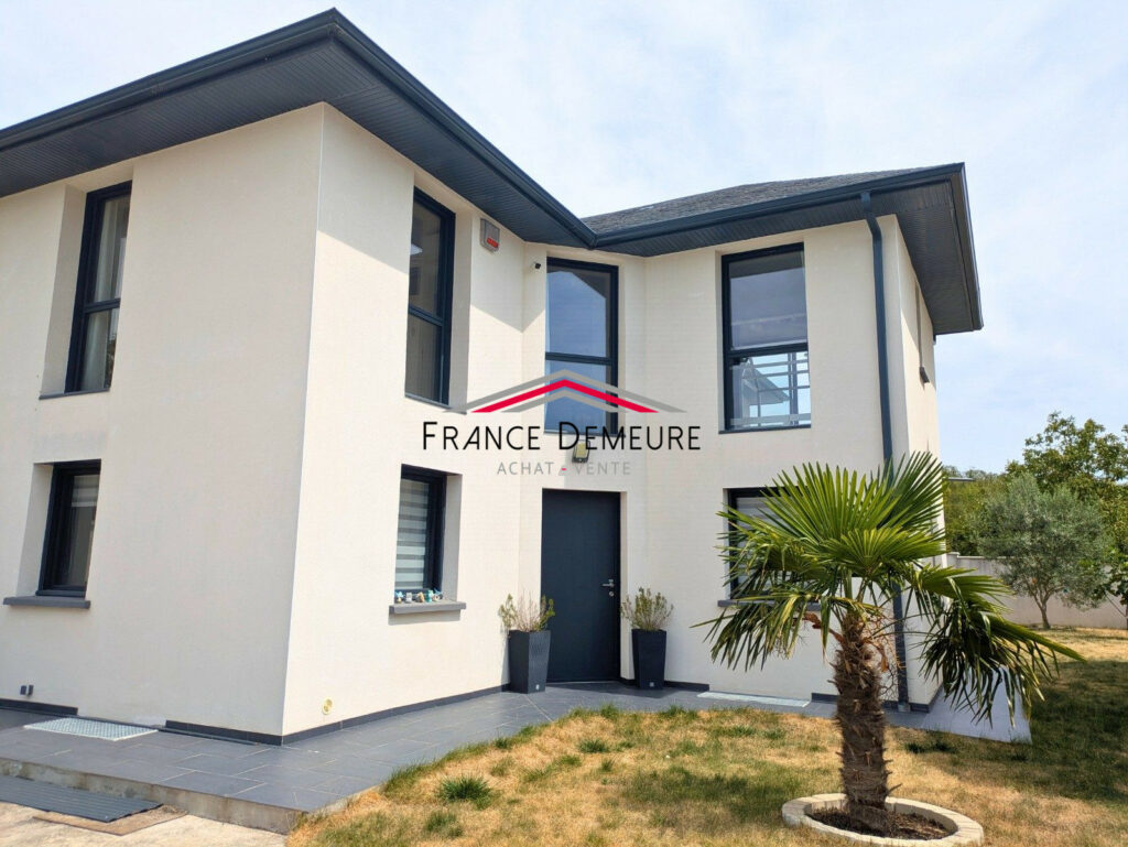 Maison 7 pièces à vendre – Cormeilles-en-Parisis (95240), 232m²