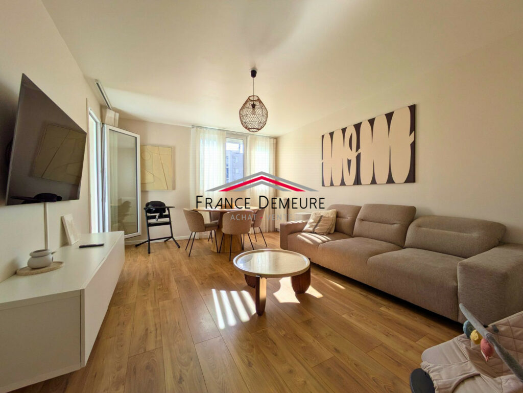 Appartement 3 pièces à vendre – Franconville (95130), 76.08m²