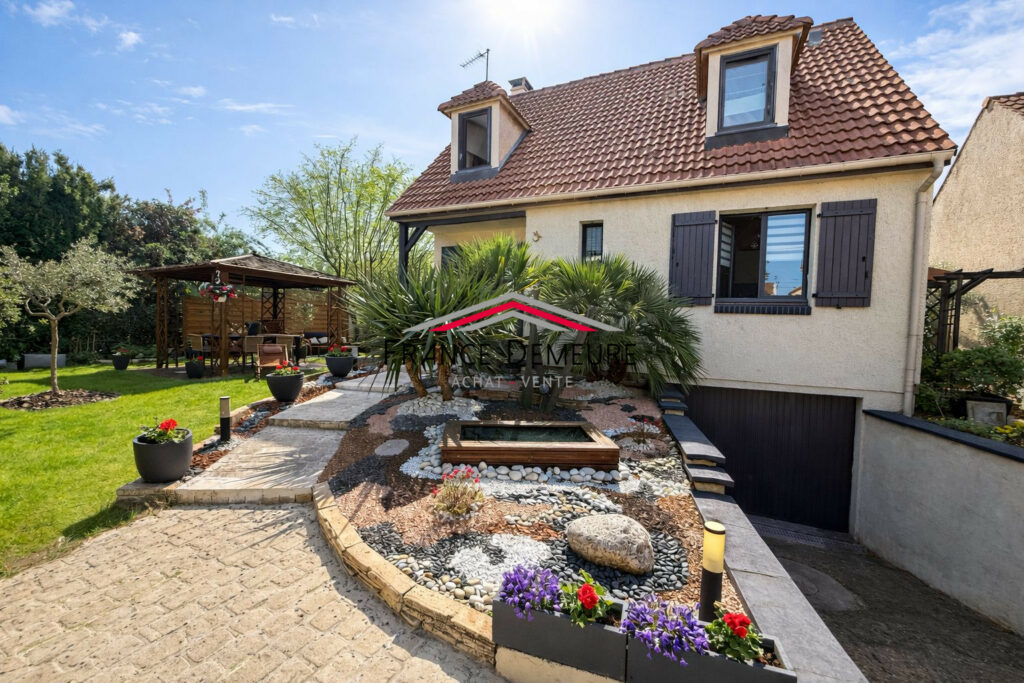 Maison 5 pièces à vendre – Montigny-lès-Cormeilles (95370), 107m²