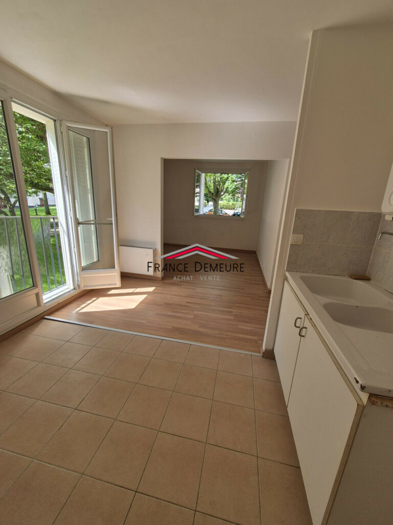 Appartement 2 pièces à vendre – Taverny (95150), 48m²